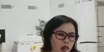 Office slut auditioning for her new job