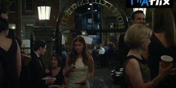 Kate Mara Thong,  Underwear Scene  in House Of Cards