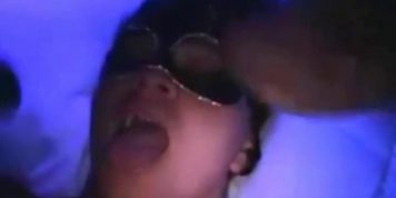 essa gosta de porra mascarada safada  - video 1