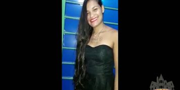 Novinha Ester dan&ccedil;ando funk sem calcinha (Arkida Reeves)