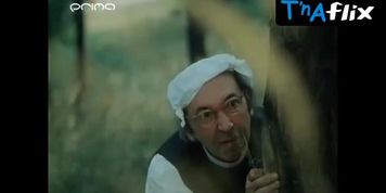 Veronika Kanska Breasts Scene  in Slunce, Seno, Jahody