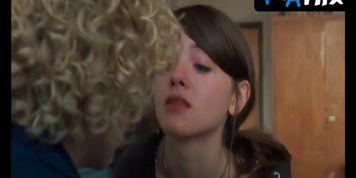 Julia Garner Lesbian Scene  in I Believe In Unicorns (Norma Joel)
