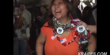 Mardi-Gras Boobs Flashing~(2) X-Rares
