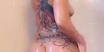 Ane ssa xm Shower
