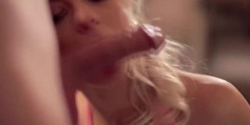 Elegance And Grace &ndash; Sensual CFNM Blowjob Fun