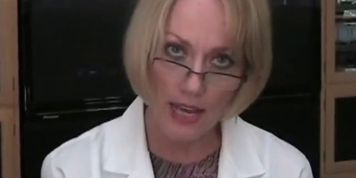 Mature Medical Examnd Blow from Doctor MILF