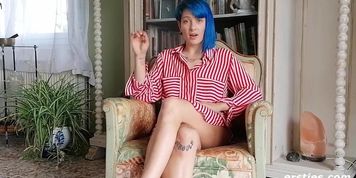 Hot tattooed Spanish Girl Shows Herself at Her Best