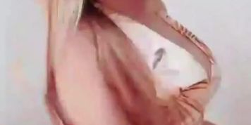 Wanna take my dreas off on a video call... whats.link/bolivianamimi