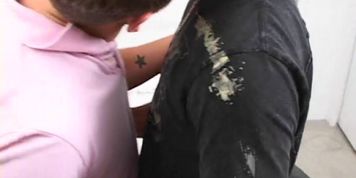 Hunk gets his ass rammed - video 10