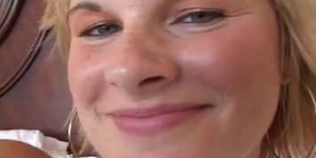 TEEN BLONDE HAS SEX WITH OLDER MAN...usb