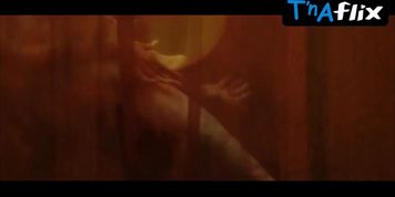 Aaliyah Sexy Scene  in Queen Of The Damned