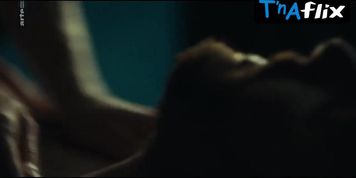 Sara Giraudeau Sexy Scene  In If You See My Mom