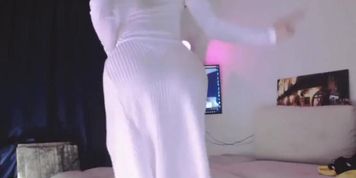 Korean sexy camgirl showing her beautiful ass