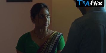 Khushboo Kamal Sexy Scene  in Jhumke