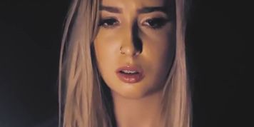 lexi lore gives pussy to her stepbrother to screw