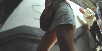 Sexy up skirt video of a white denim covered fat ass