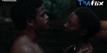 Cyndie Lundy Breasts,  Bush Scene  in Parsley