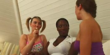 Katie K In An Interracial Lesbian Threeway