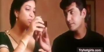 Desi sexy and juicy woman in a red saree getting fucked by servant (Sexy bhabhi)