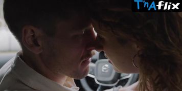 Jenna Hasse Sexy Scene  in Gravidity