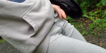 No Makeup Sneaky Piss On The Trail