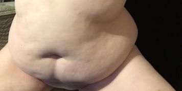 Chubby babe rides cock