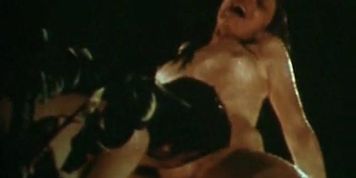DELTAOFVENUS - All-Natural & Wet Vintage Lesbians - Very Sensual (Isis Taylor)