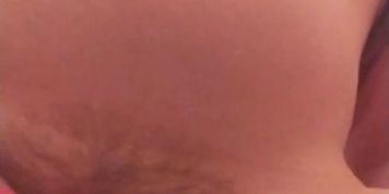 33 weeks preg MILF: watch me make myself cum before my husband catches me 