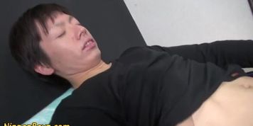 Jerking asian jizz soaked
