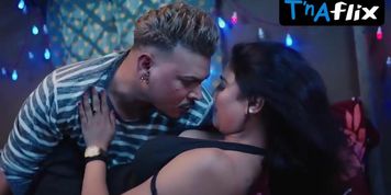 Ruks Khandagale Sexy Scene  in Tanmay Apartment