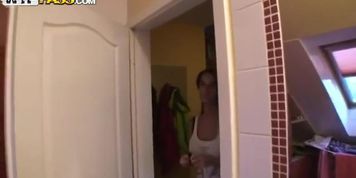 Beautiful Big Tits Teen Nessa Devil Pissing With Her Boyfriend In The Shower