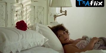 Sabine Vitua Breasts Scene  in Klinik Unter Palmen