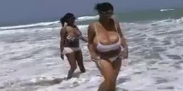 Big tit play with two girls