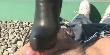 Shoejob and bootjob cum shots