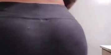ANNIE IS THICK AINT SHE ( ANNIE.THIKK )