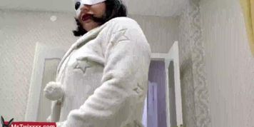 Ms.Twixxx Masturbating Pussy and Resting After Work - RealM