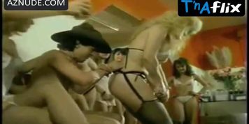 Blanca Nieves Breasts,  Bikini Scene  in Un Macho En La Torteria