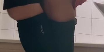 Fast quick after gym with a teen unknown hidden cam