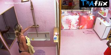 Samira Sagr Bikini Scene  in Big Brother Brasil 2026