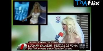 Luciana Salazar Breasts Scene  in Intrusos En El Espectaculo