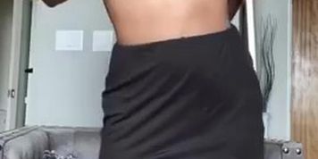 Mariaa Skyy: Masturbation Addict (Slim Thick)