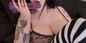 IVY.VIX (Eva Strauss)