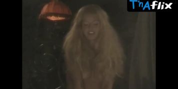 Olga Rodionova Breasts Scene  in Lyubovnyye Avantyury