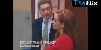 Anfisa Chekhova Breasts Scene  in Moya Lyubimaya Vedma