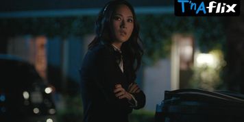 Kristen Bell Underwear Scene  in The Woman In The House Across The Street From The Girl In The Window