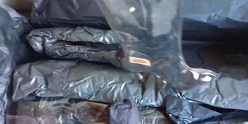 Yeezy Season 4 Tubular clear over-the-knee boots unboxing