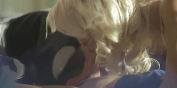Blonde Gf Wakes Him Up With Bj