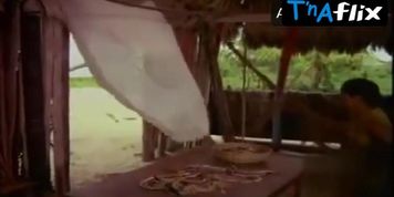 Patricia Rivera Breasts Scene  in Il Cacciatore Di Squali