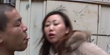 ZENRA | SUBTITLED JAPANESE AV - Japanese women tease man in public via handjob Subtitled