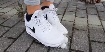 Massive Christmas balls crush in Dr.Martens, white Converse and Nike Thea (Gina Carano)